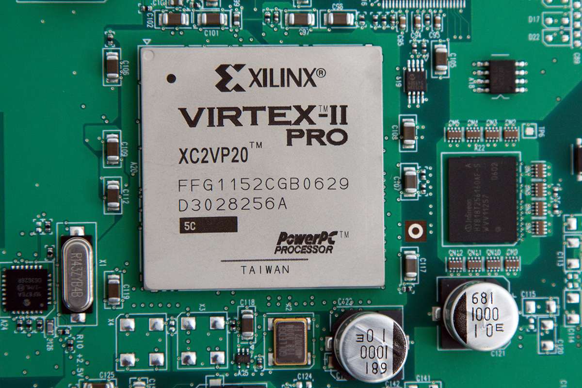 e42xilinxvirtex2pro_0017.jpg