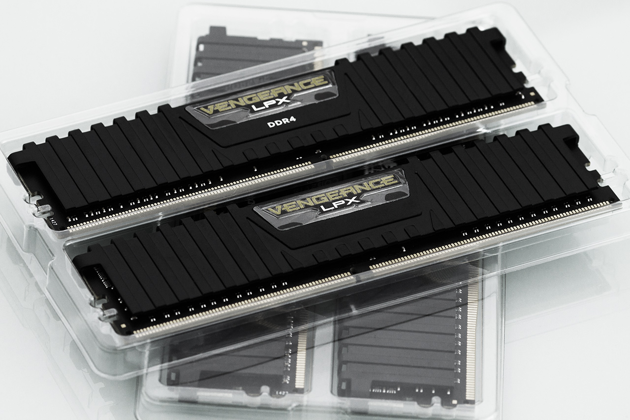 e42corsairvengeancelpxddr4quad_9086.jpg